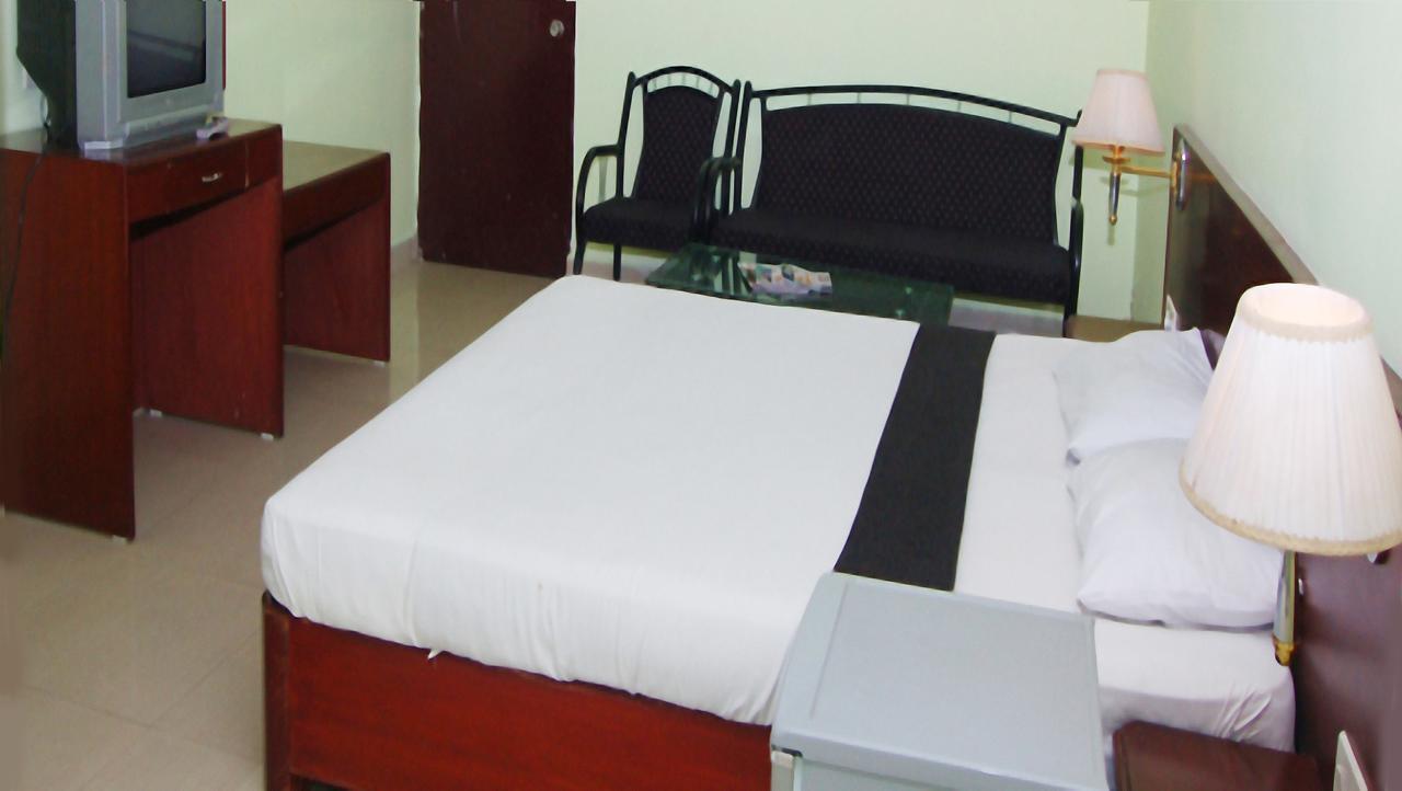 Vaishnavi Group Of Hotels Haidarábád Kültér fotó