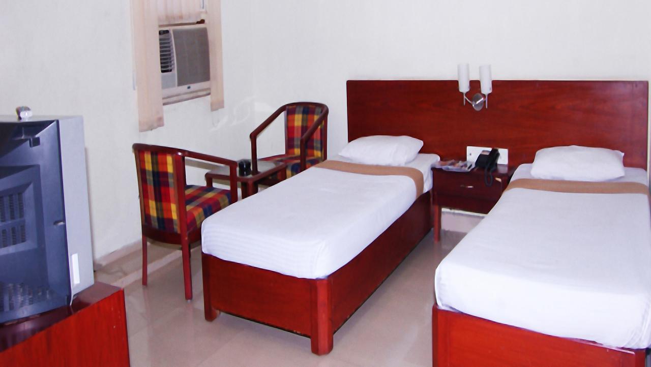 Vaishnavi Group Of Hotels Haidarábád Kültér fotó